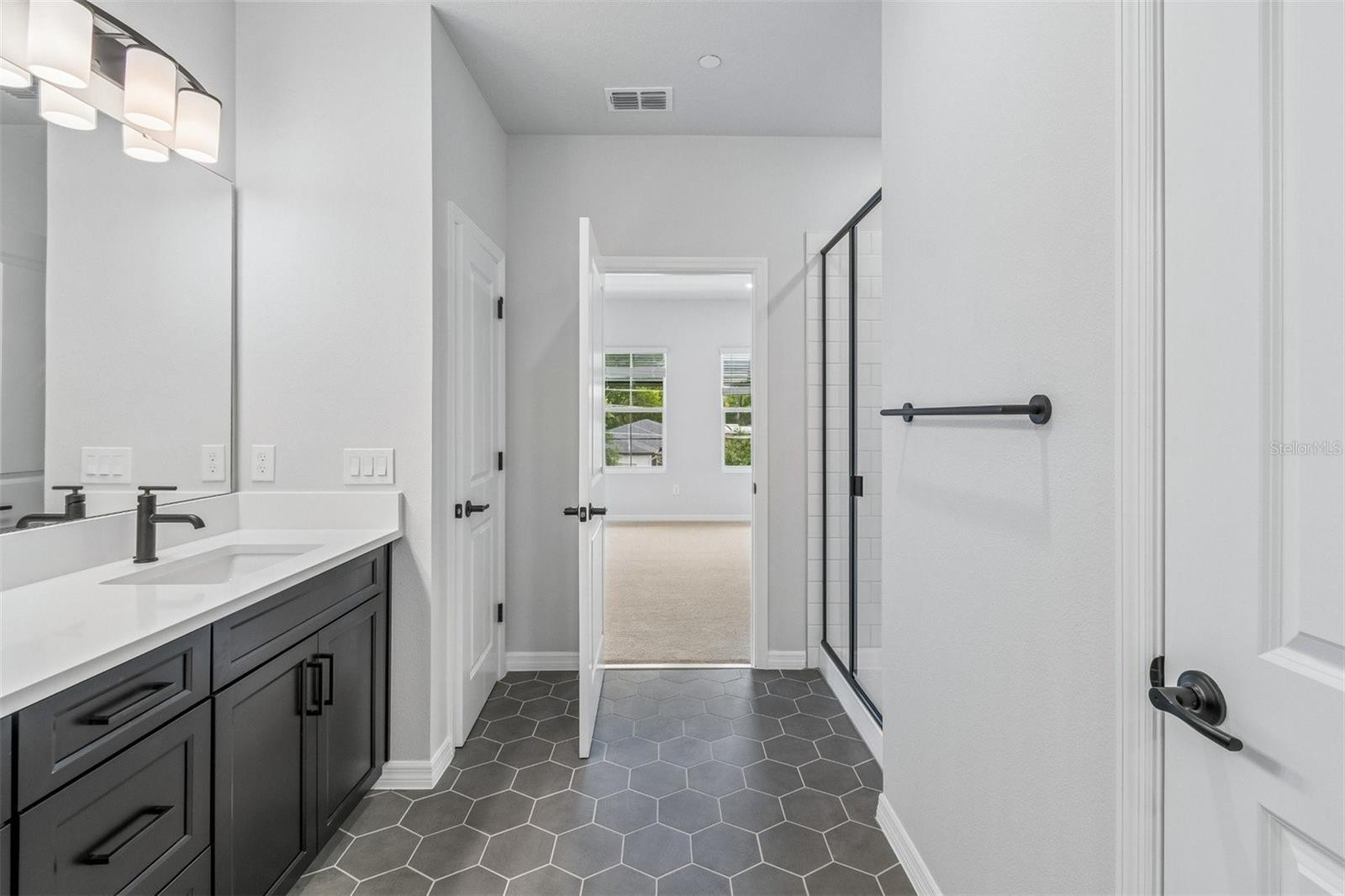 Image 31 of 35 For 4357 Roush Avenue