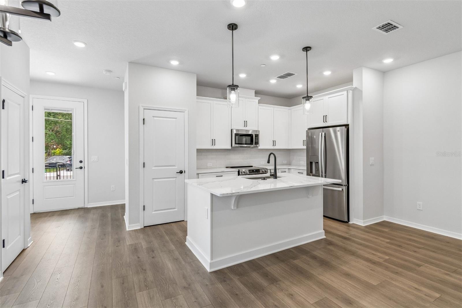 Image 7 of 35 For 4357 Roush Avenue