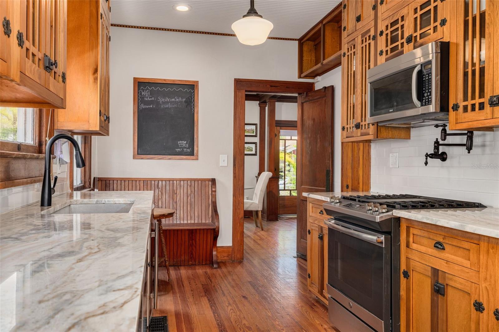 Image 12 of 32 For 533 8th Avenue N