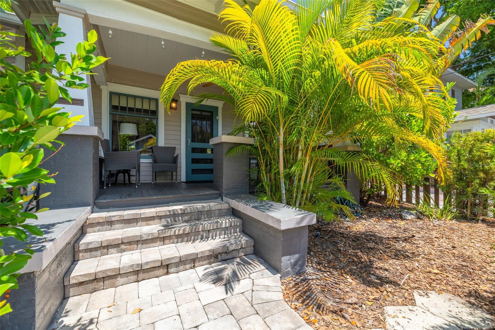 Image 3 of 32 For 533 8th Avenue N