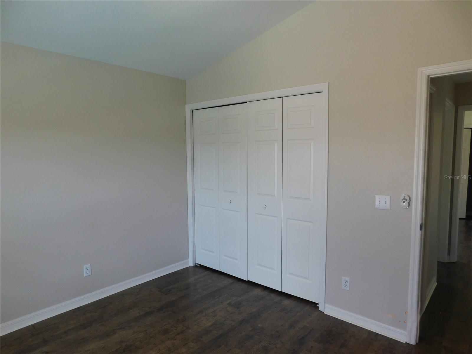 Image 15 of 21 For 1247 Vinetree Drive