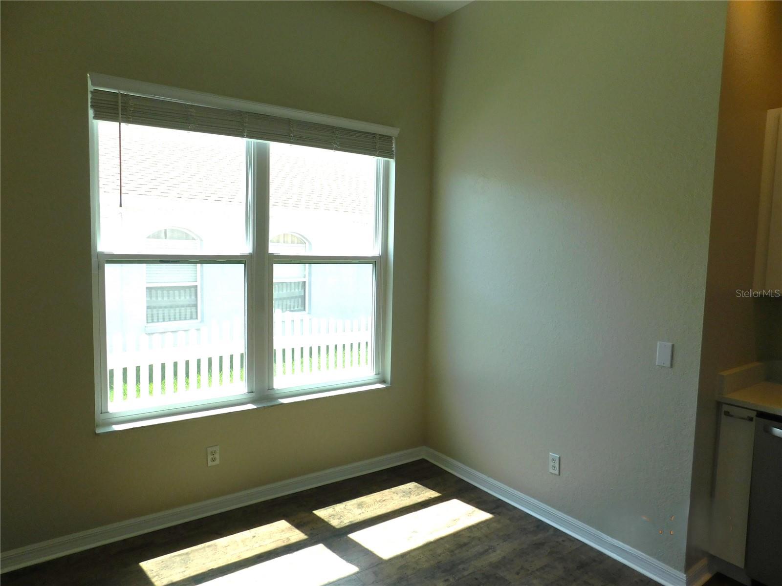 Image 8 of 21 For 1247 Vinetree Drive
