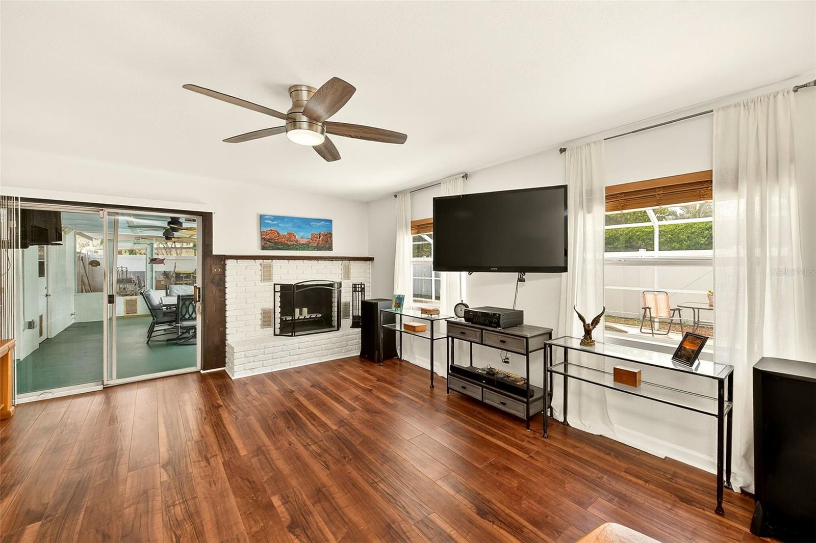 Image 11 of 36 For 3255 57th Street N