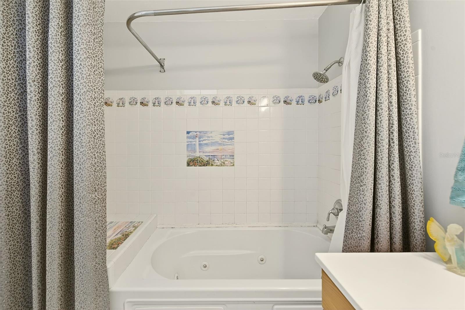Image 17 of 36 For 3255 57th Street N
