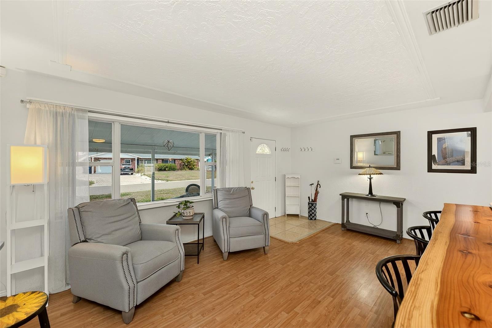 Image 4 of 36 For 3255 57th Street N