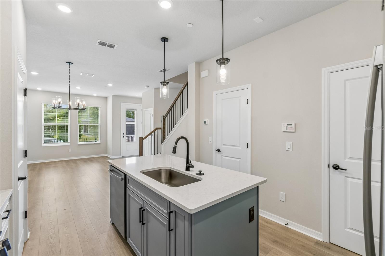 Image 11 of 36 For 4353 Roush Avenue