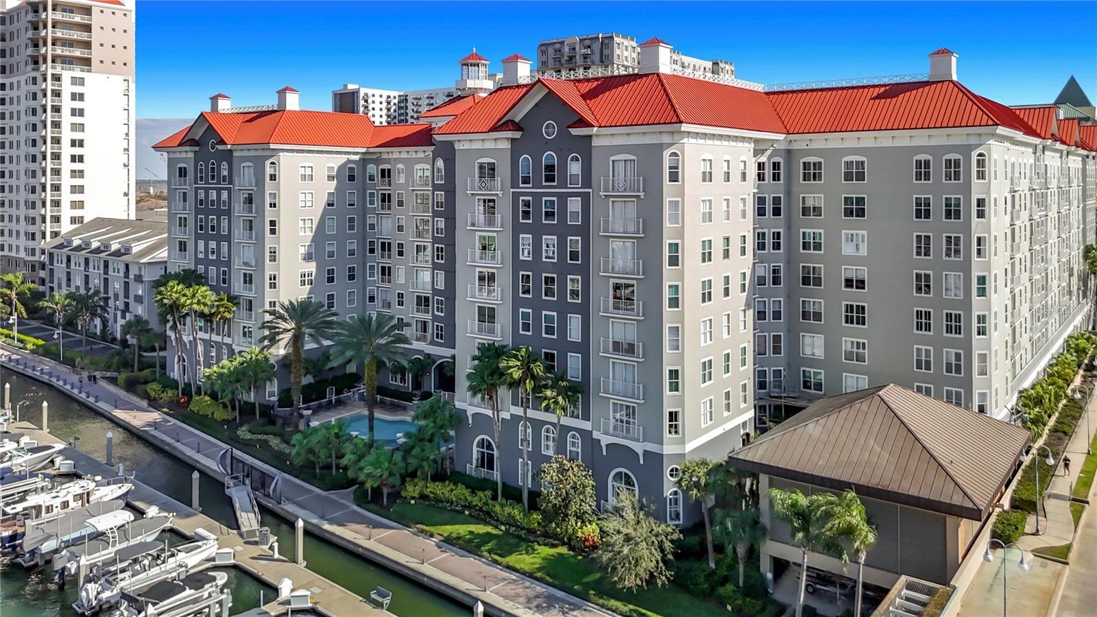 Image 37 of 48 For 700 Harbour Island Boulevard 137