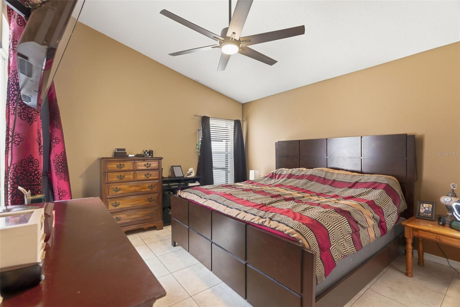Image 16 of 36 For 12818 Lake Vista Drive