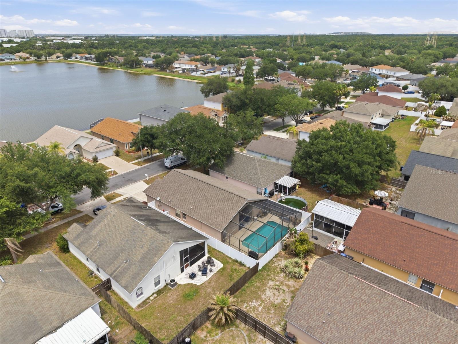 Image 32 of 36 For 12818 Lake Vista Drive