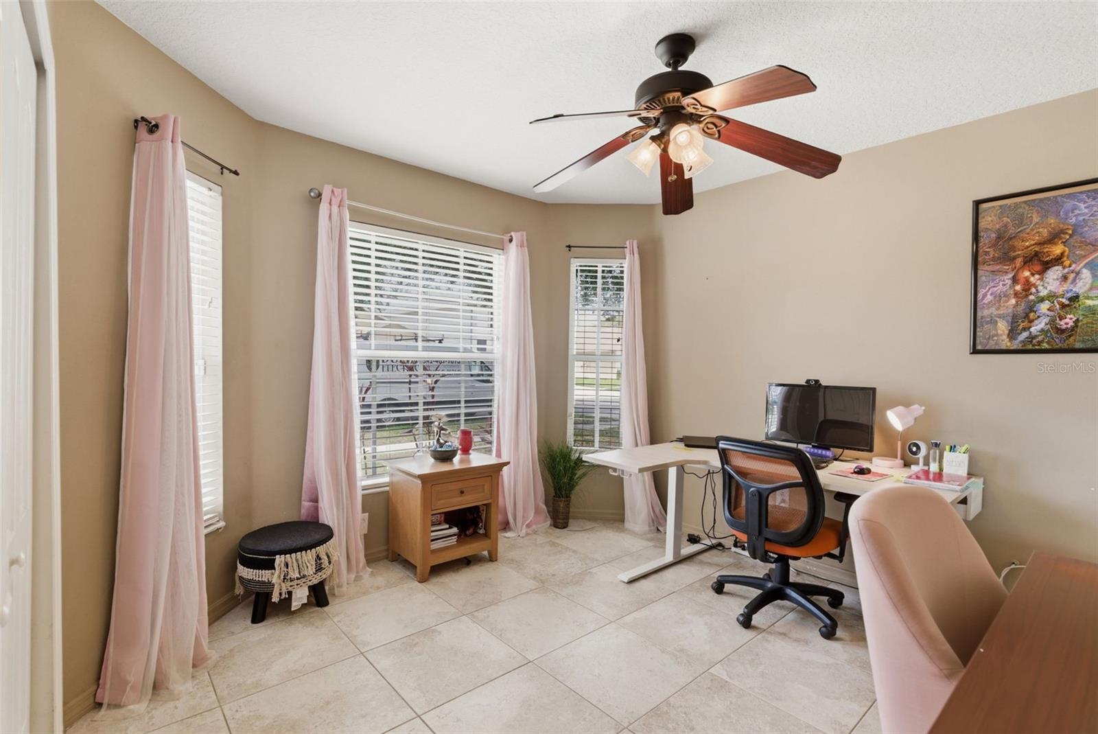 Image 8 of 36 For 12818 Lake Vista Drive