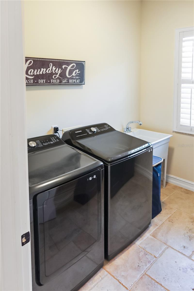Image 22 of 44 For 2401 Sand Bay Drive