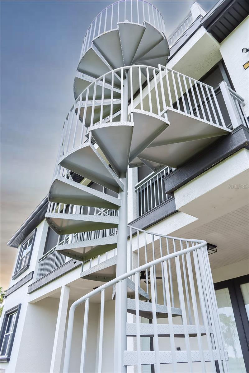 Image 43 of 44 For 2401 Sand Bay Drive
