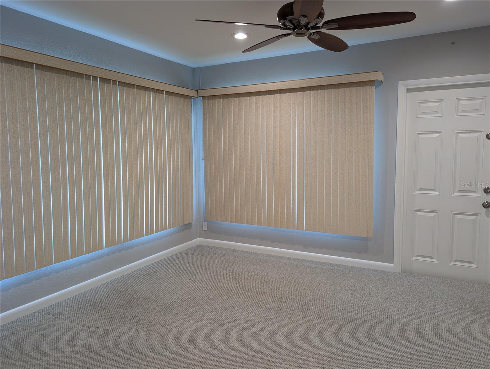 Image 13 of 92 For 9009 41st Way N 5