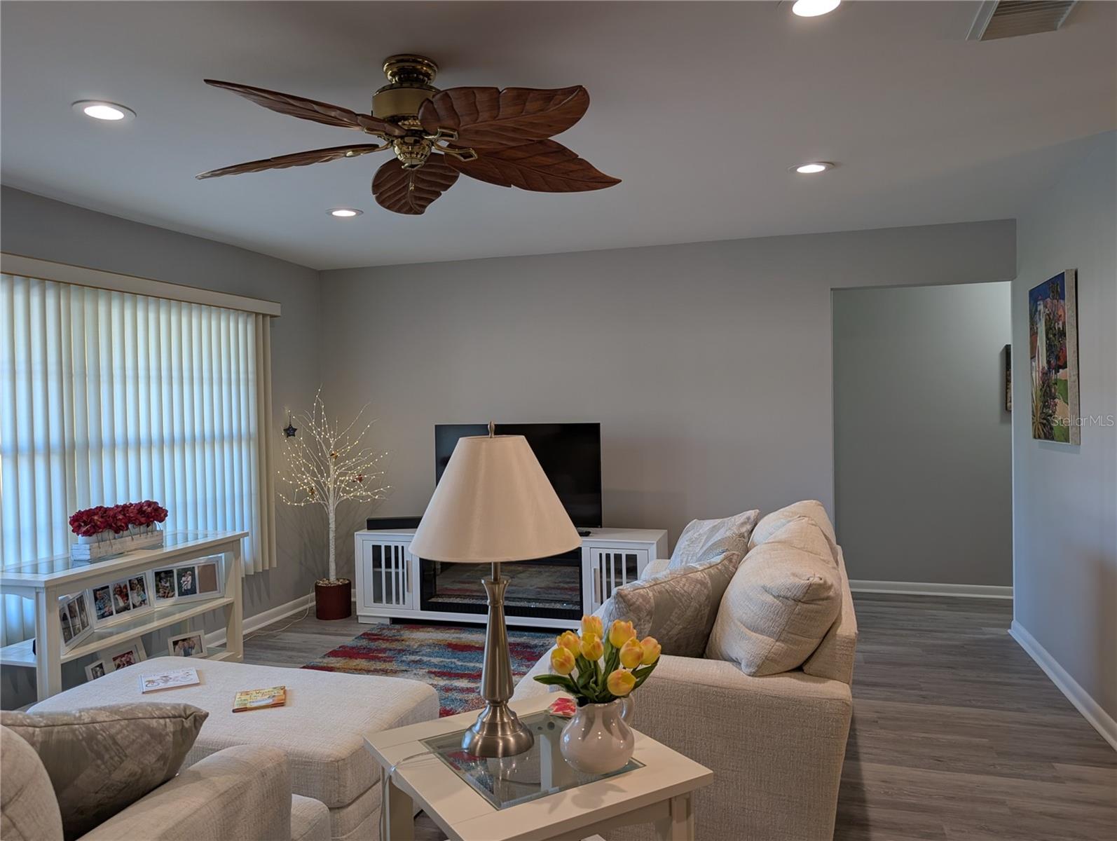 Image 26 of 92 For 9009 41st Way N 5