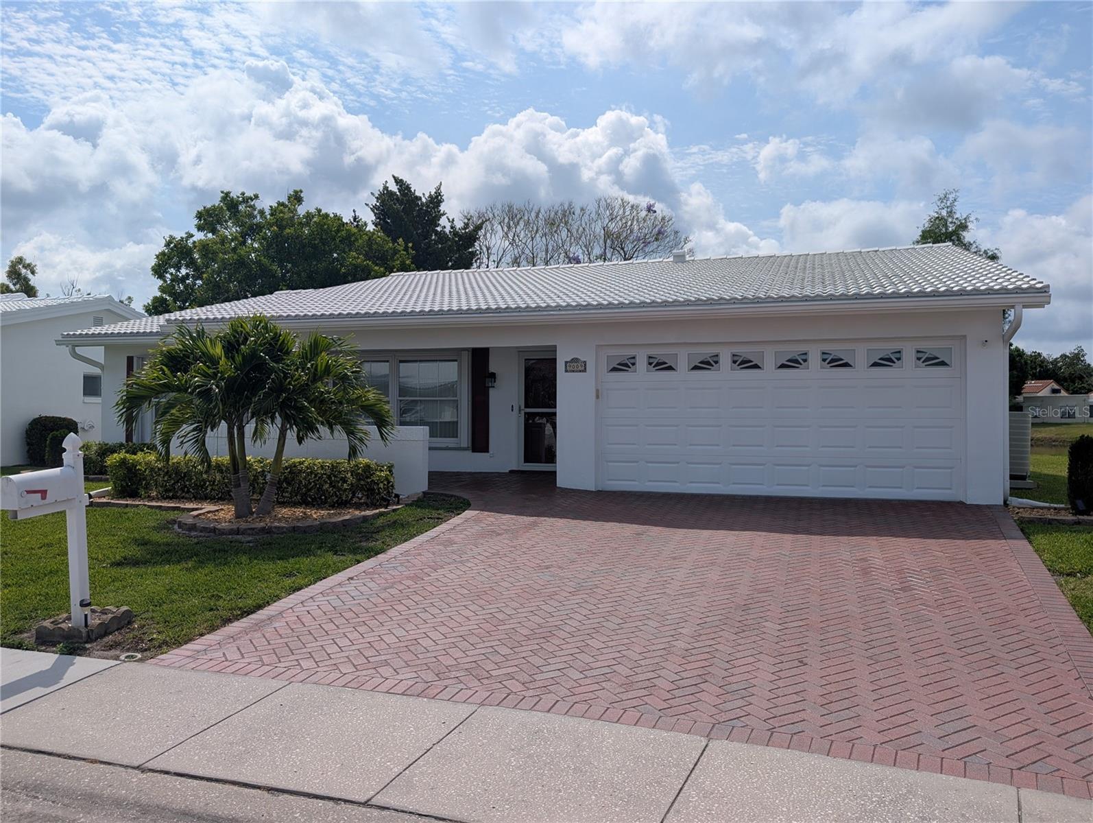 Image 71 of 92 For 9009 41st Way N 5