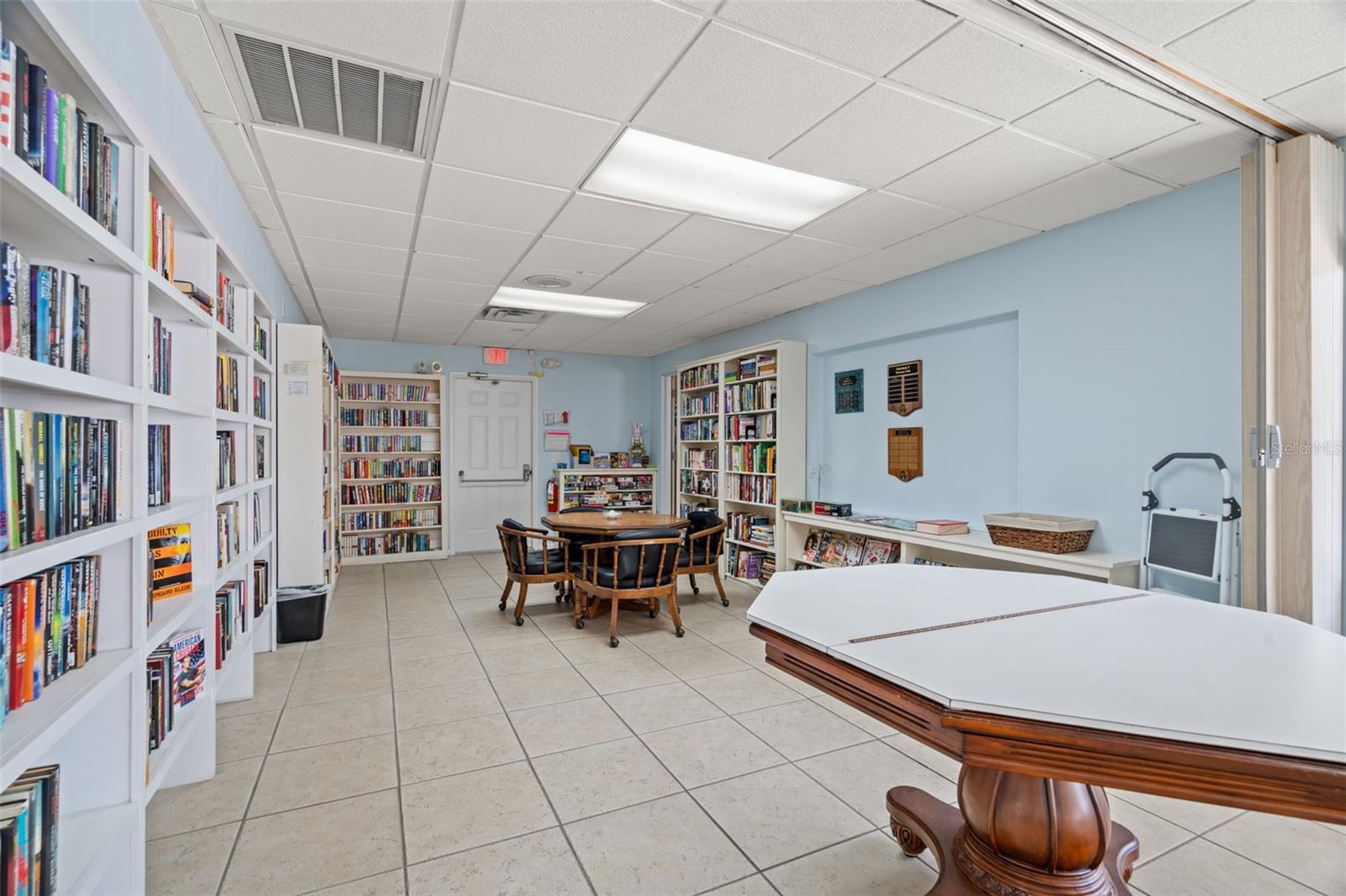 Image 82 of 92 For 9009 41st Way N 5