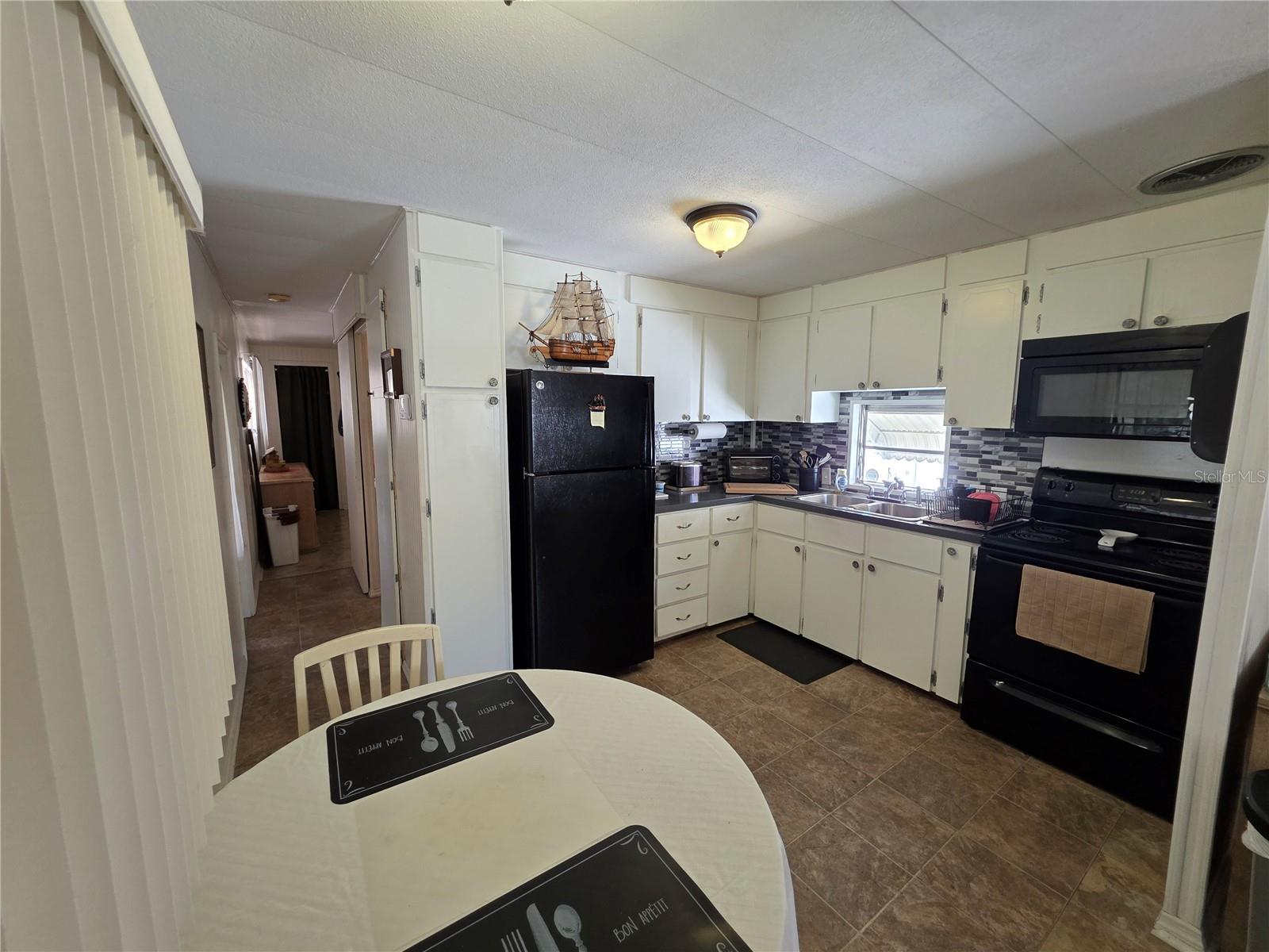 Image 10 of 44 For 1110 49th Ave Drive W