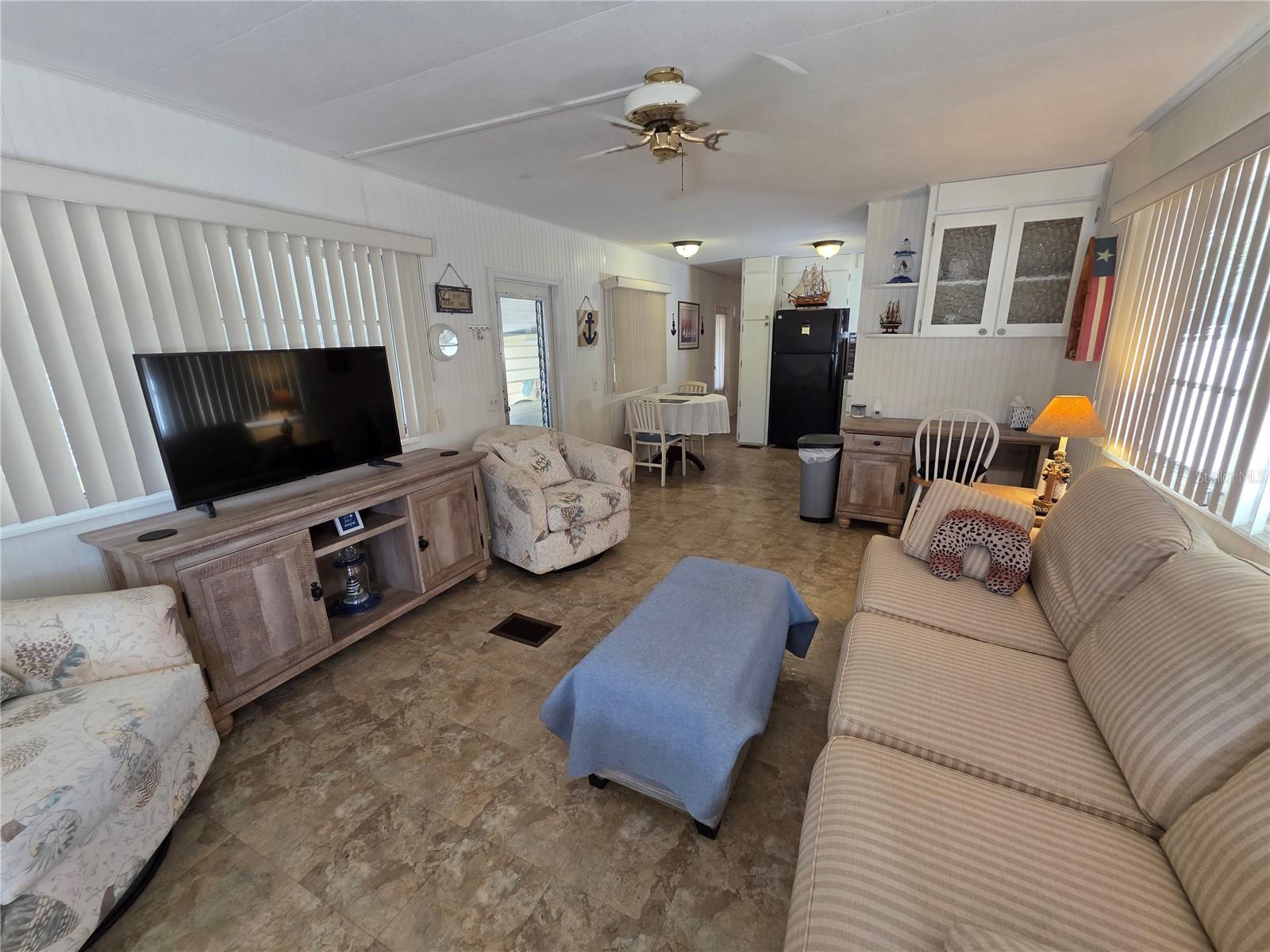 Image 8 of 44 For 1110 49th Ave Drive W