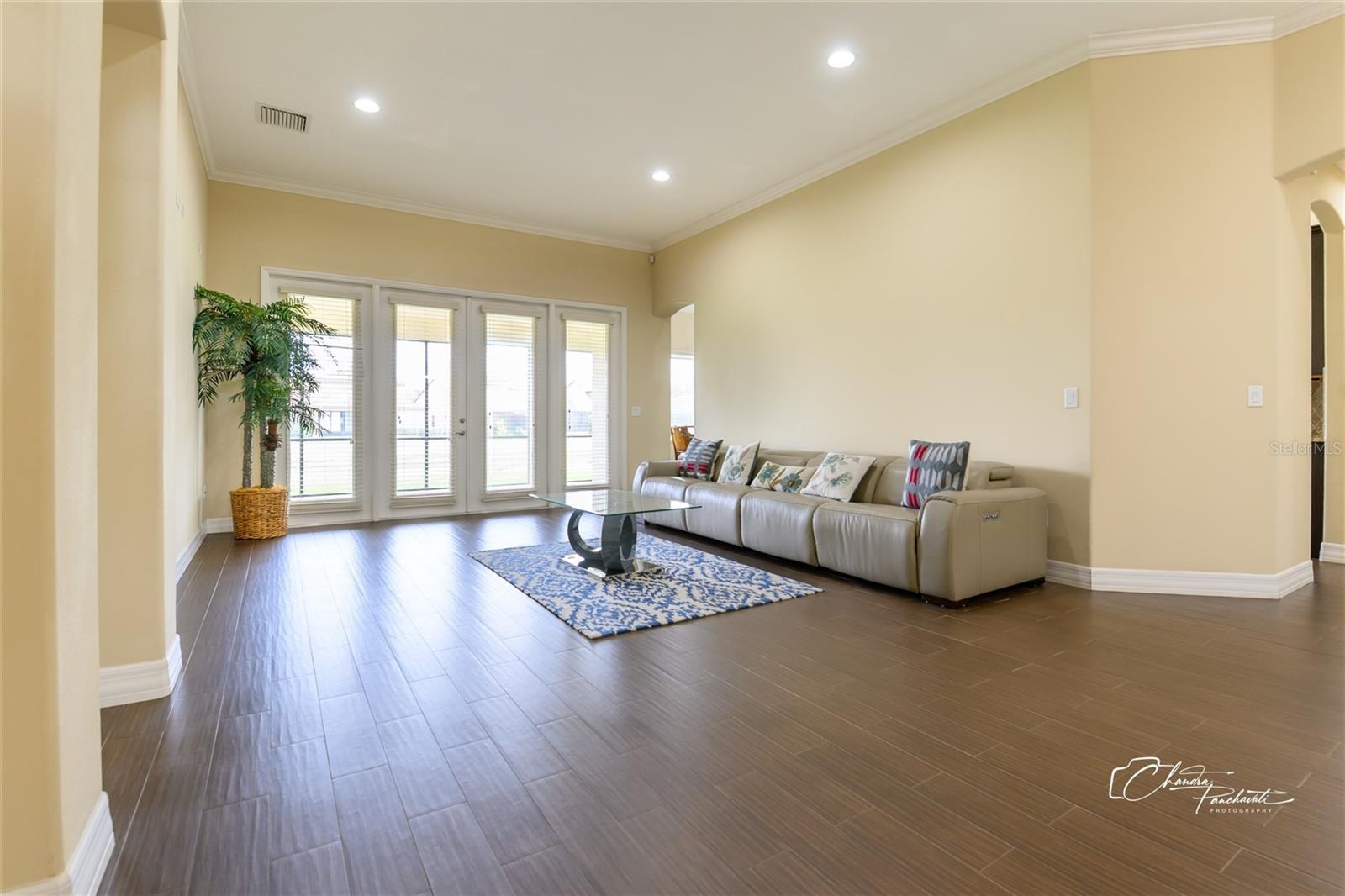 Image 6 of 38 For 19305 Yellow Clover Drive