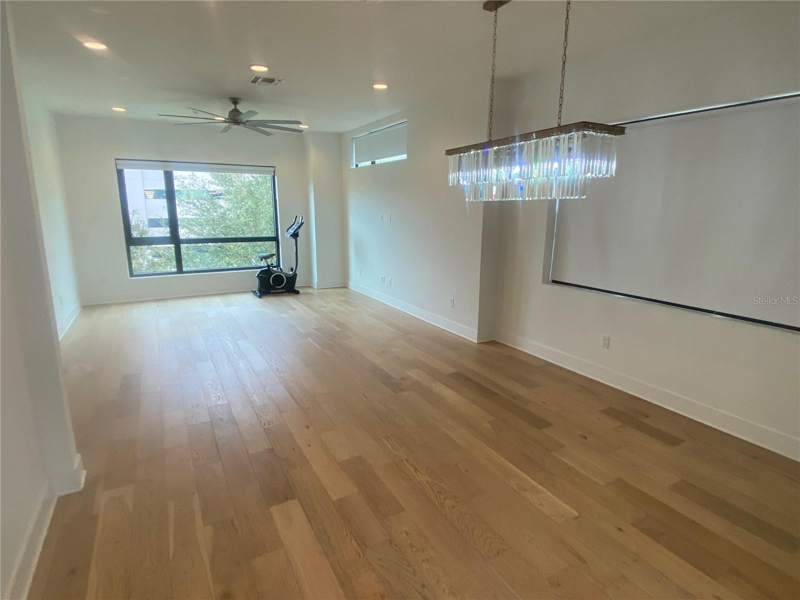 Image 12 of 61 For 2511 N Grady Ave  5