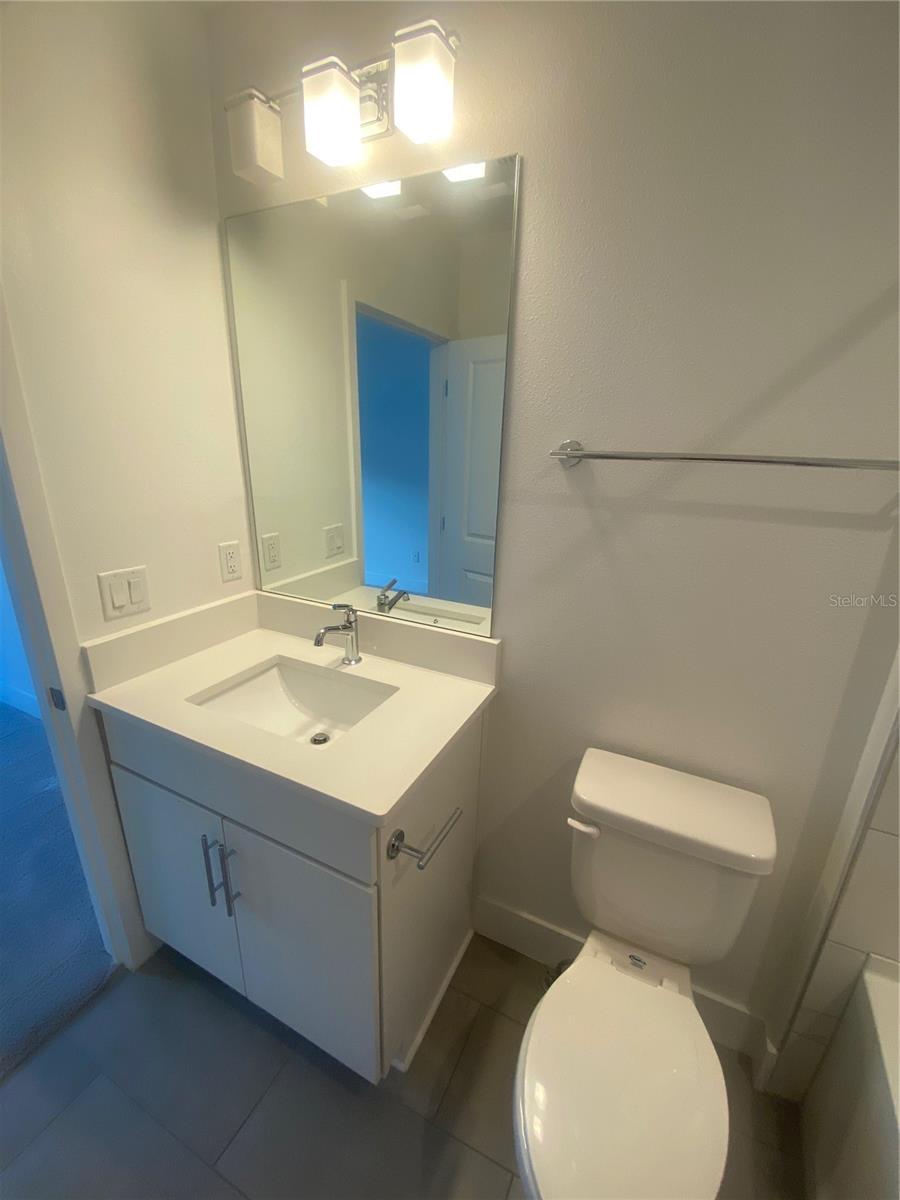 Image 36 of 61 For 2511 N Grady Ave  5
