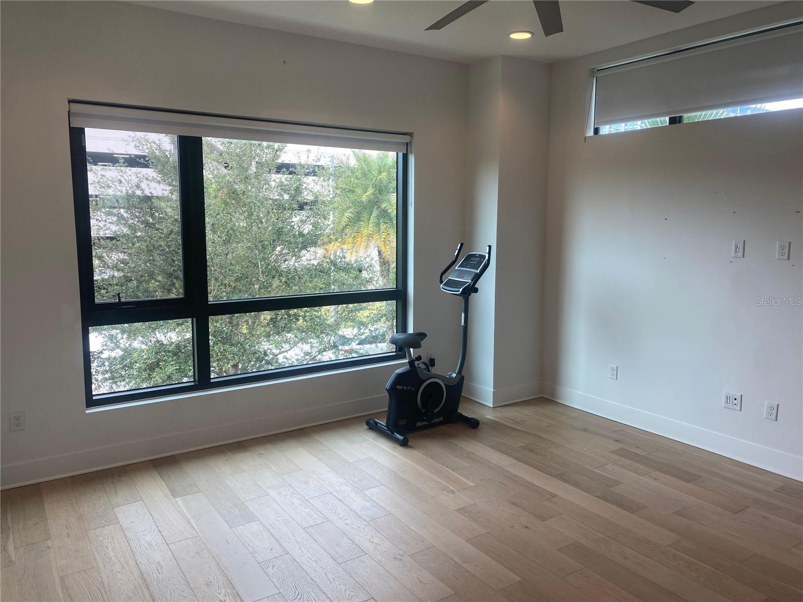 Image 9 of 61 For 2511 N Grady Ave  5