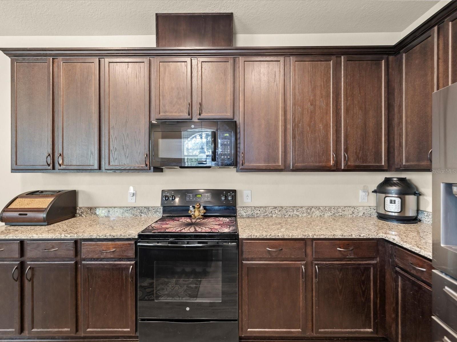 Image 10 of 58 For 450 Harbor Springs Drive
