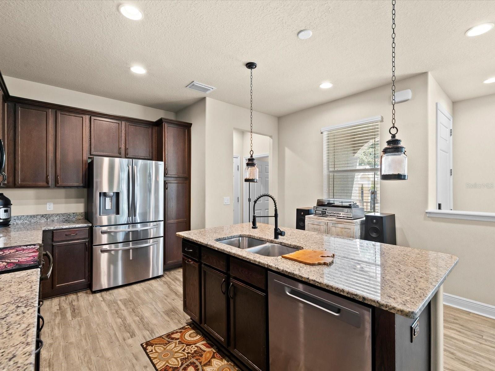 Image 11 of 58 For 450 Harbor Springs Drive