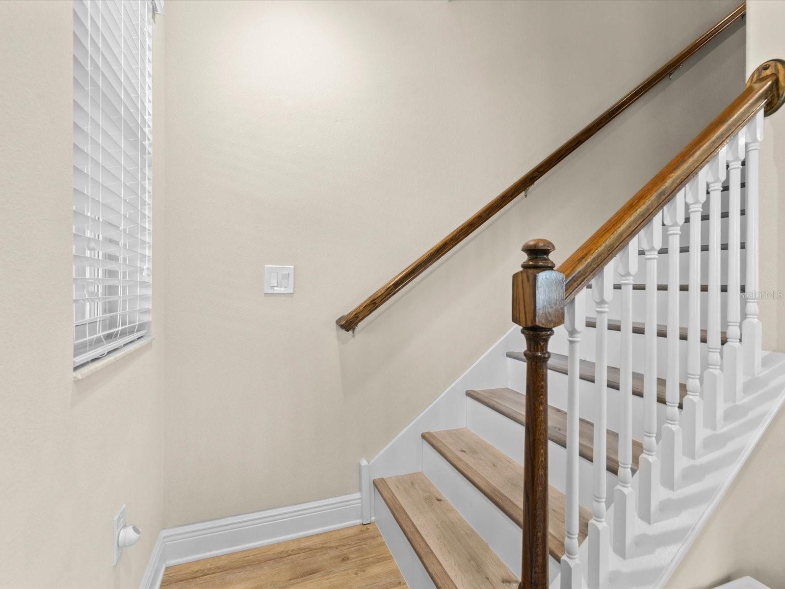 Image 17 of 58 For 450 Harbor Springs Drive
