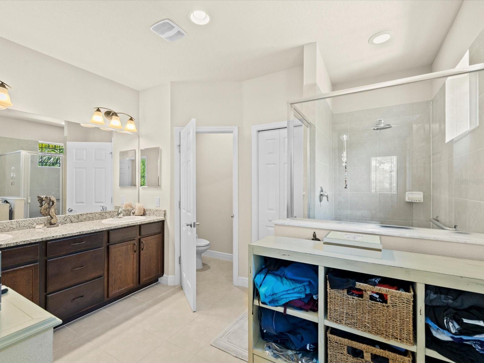 Image 21 of 58 For 450 Harbor Springs Drive