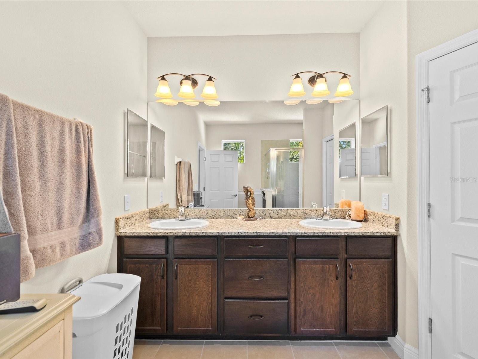 Image 23 of 58 For 450 Harbor Springs Drive