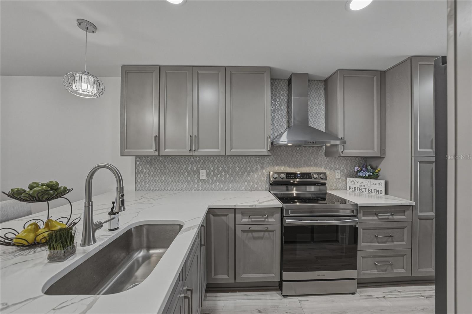 Image 26 of 74 For 8150 Brent Street 725