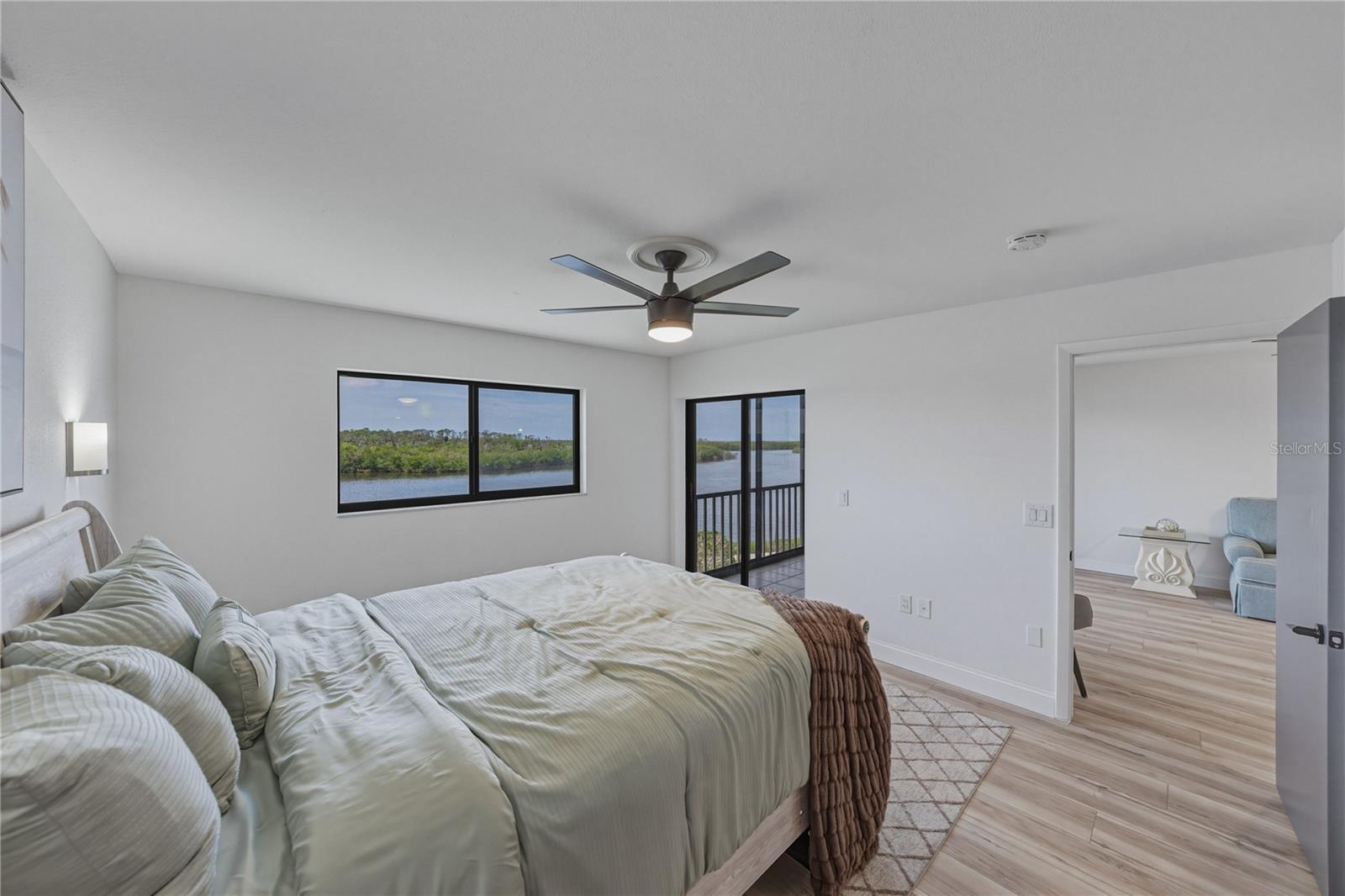 Image 42 of 74 For 8150 Brent Street 725