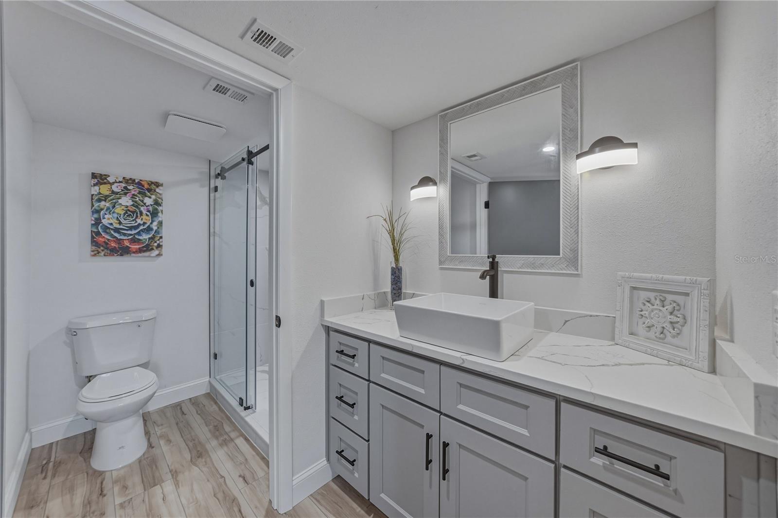 Image 45 of 74 For 8150 Brent Street 725