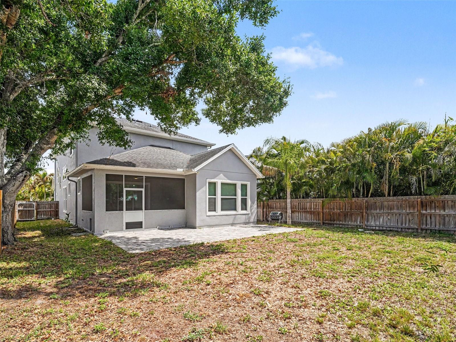 Image 14 of 19 For 2424 Wood Street