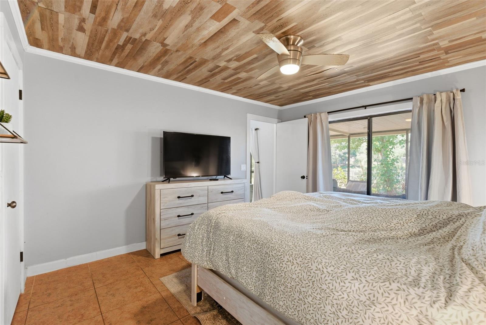 Image 23 of 49 For 23057 Brighton Place