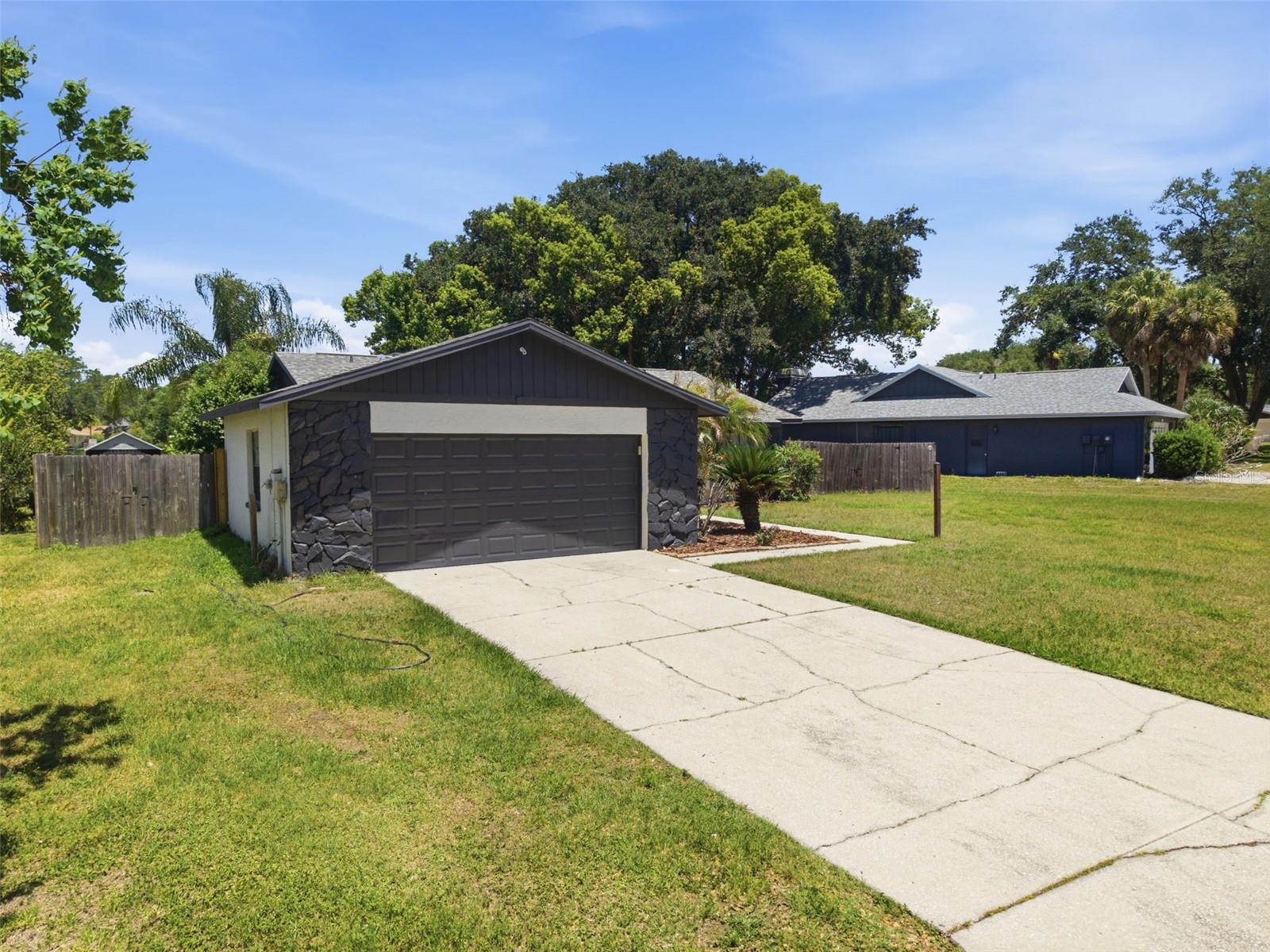 Image 4 of 49 For 23057 Brighton Place