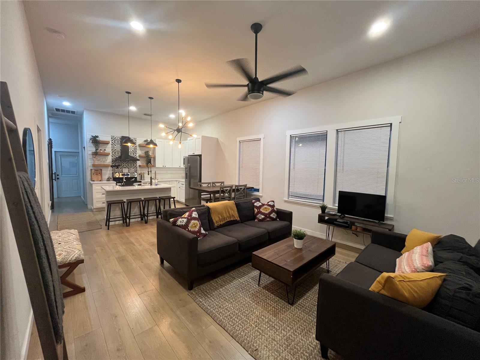 Image 3 of 15 For 1807 20th Avenue