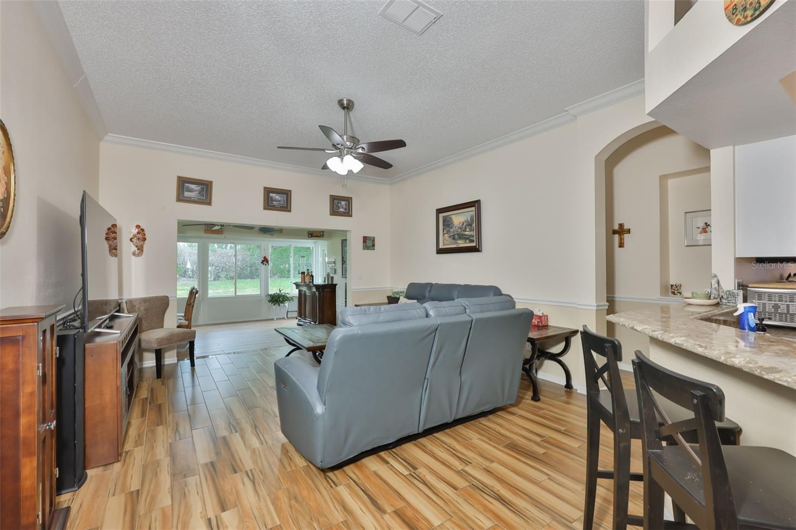 Image 16 of 92 For 2249 Worthington Greens Drive 6