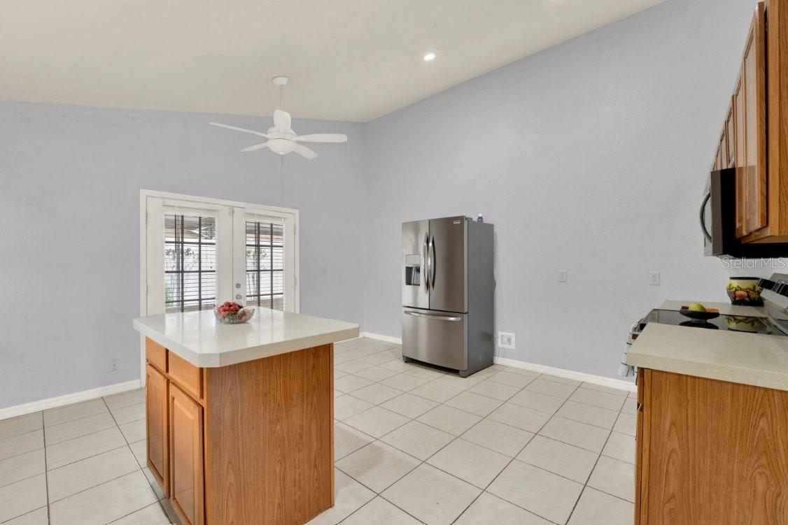 Image 10 of 29 For 7619 Georgeann Street