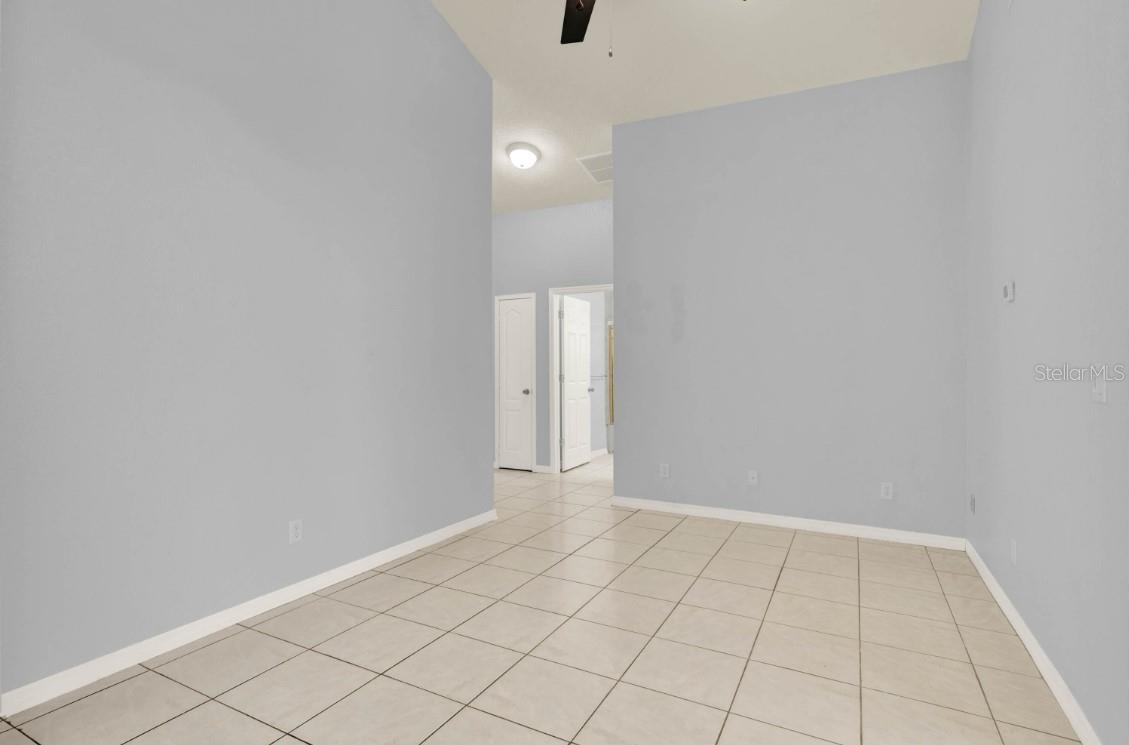 Image 7 of 29 For 7619 Georgeann Street