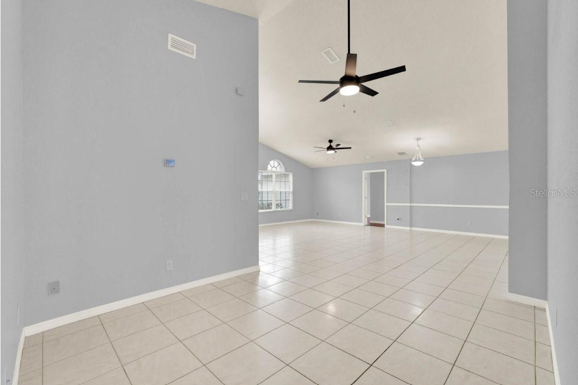 Image 8 of 29 For 7619 Georgeann Street