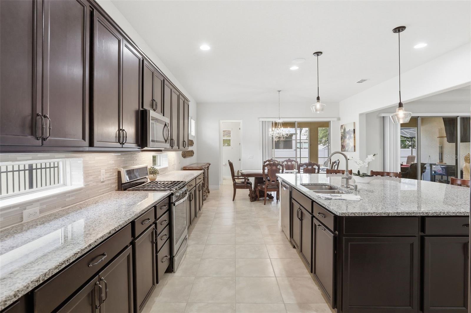 Image 10 of 76 For 10902 Citron Oaks Drive