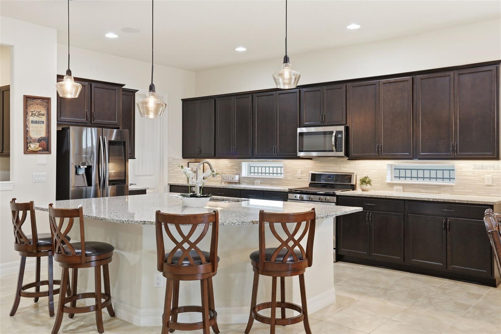 Image 11 of 76 For 10902 Citron Oaks Drive