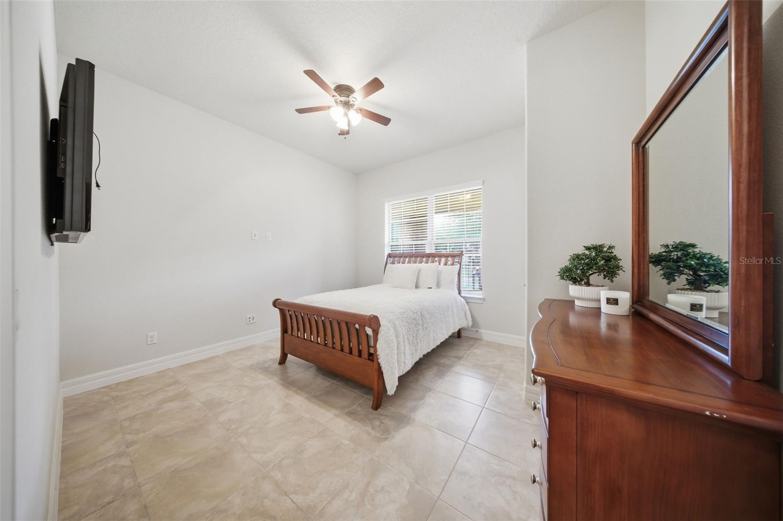 Image 20 of 76 For 10902 Citron Oaks Drive