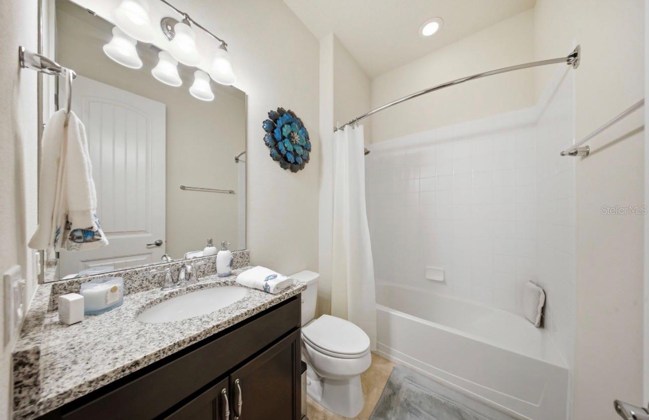Image 21 of 76 For 10902 Citron Oaks Drive