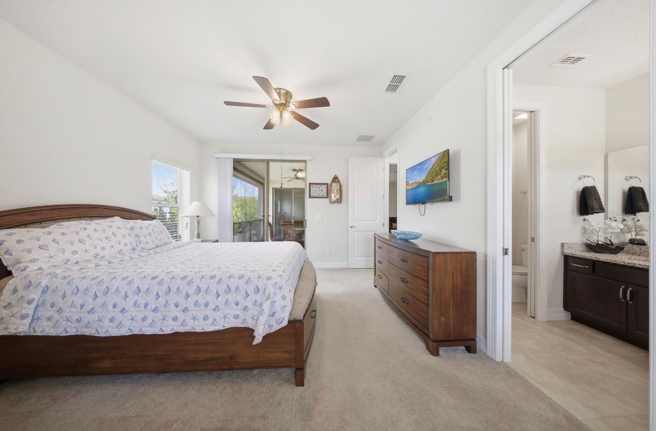 Image 33 of 76 For 10902 Citron Oaks Drive