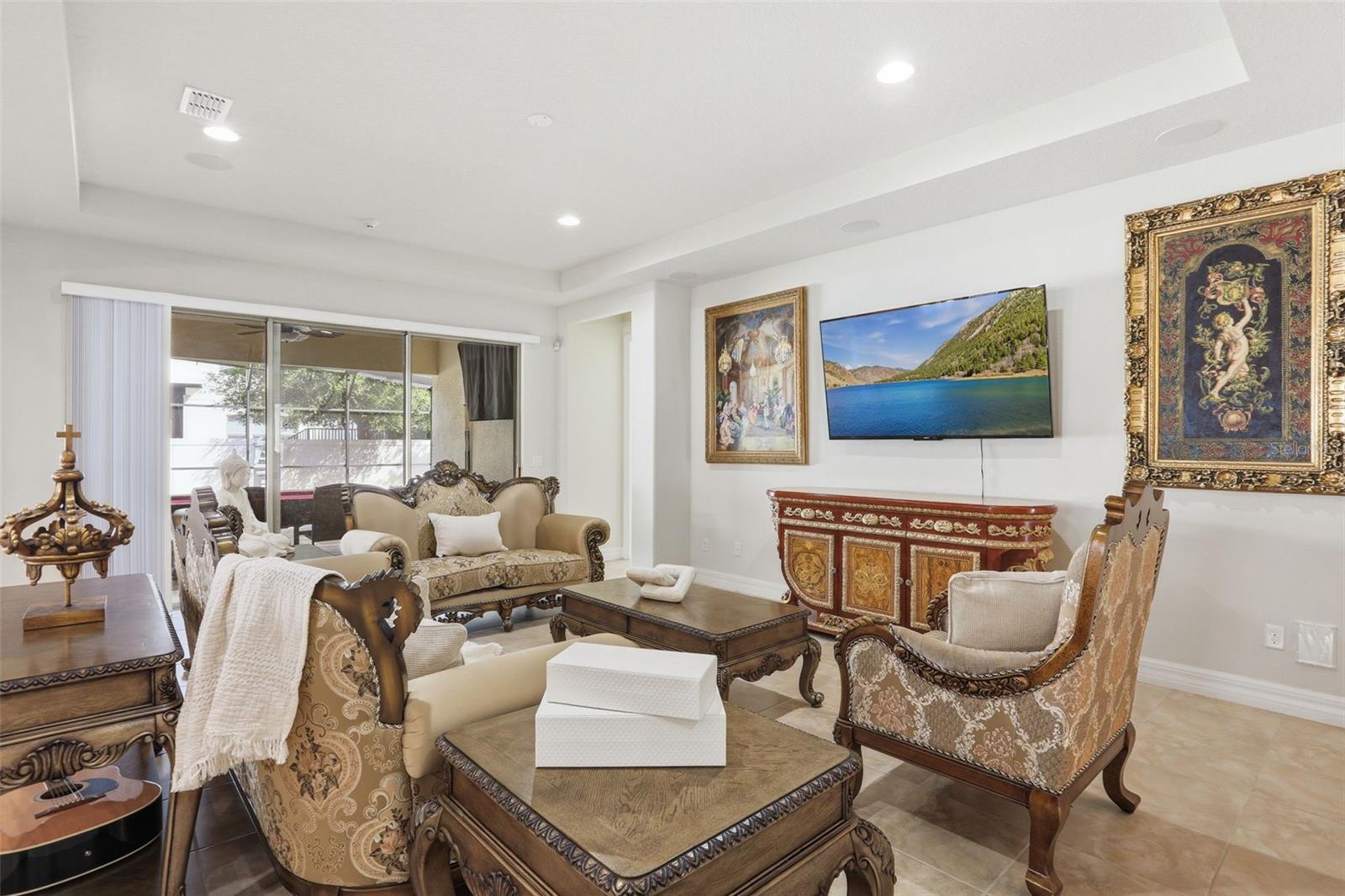 Image 9 of 76 For 10902 Citron Oaks Drive