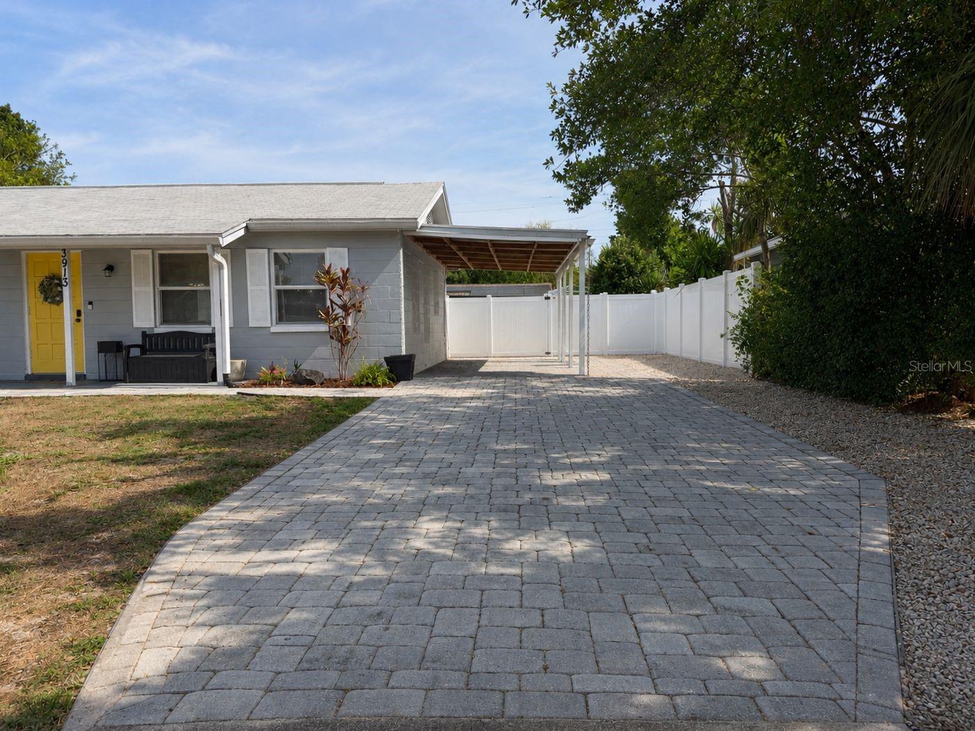 Image 5 of 26 For 3913 Leila Avenue