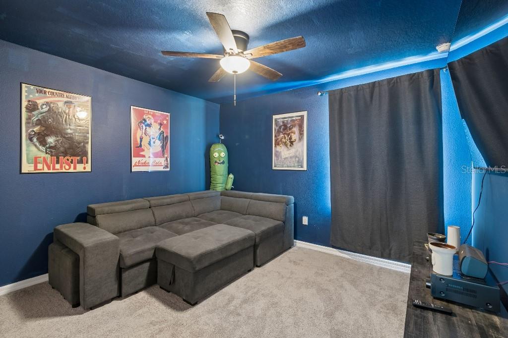 Image 22 of 47 For 1101 Lone Palm Way